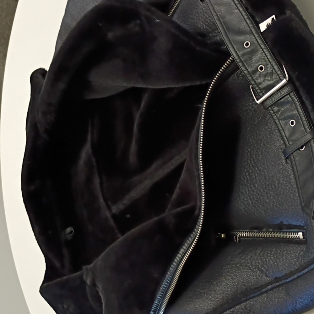 Women's XL Black Bomber Jacket Shearling Leather Gift Ready Winter Wardrobe - Picture 3 of 4